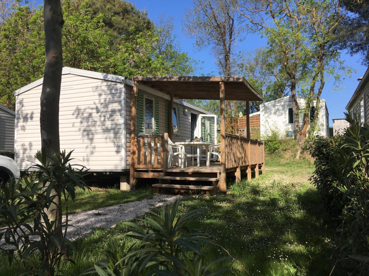 Mobil Home Pour 6 Personnes Climatise A Quelques Minutes Des Plages Agde Luaran gambar