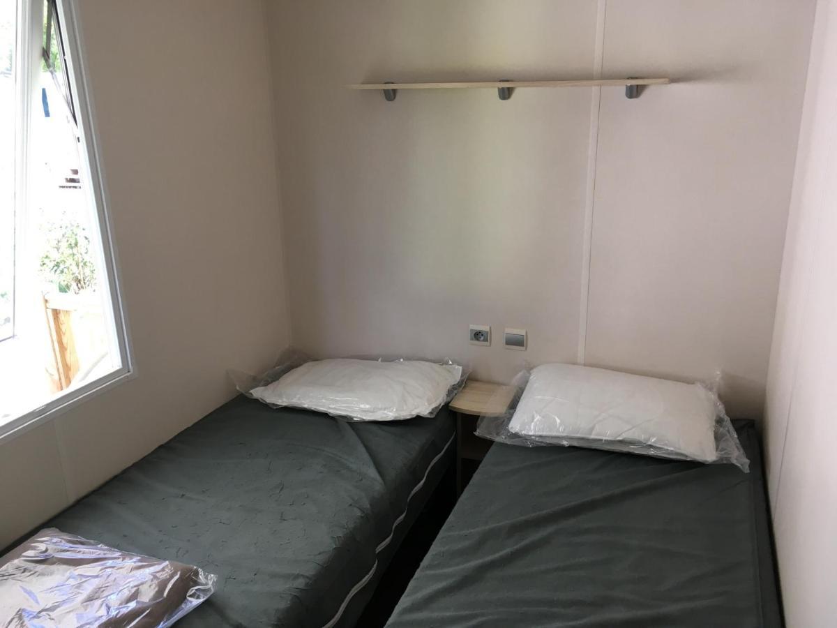 Mobil Home Pour 6 Personnes Climatise A Quelques Minutes Des Plages Agde Luaran gambar