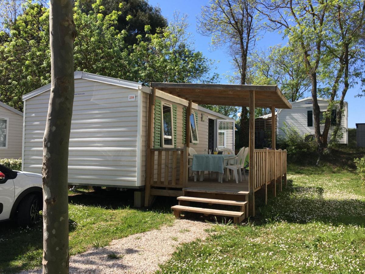 Mobil Home Pour 6 Personnes Climatise A Quelques Minutes Des Plages Agde Luaran gambar